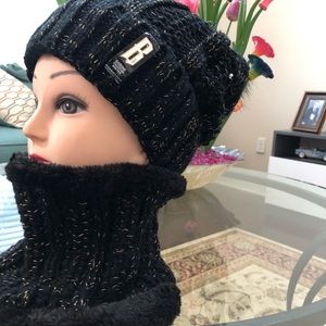 Ladies Knitted Hat & Neck Warmer